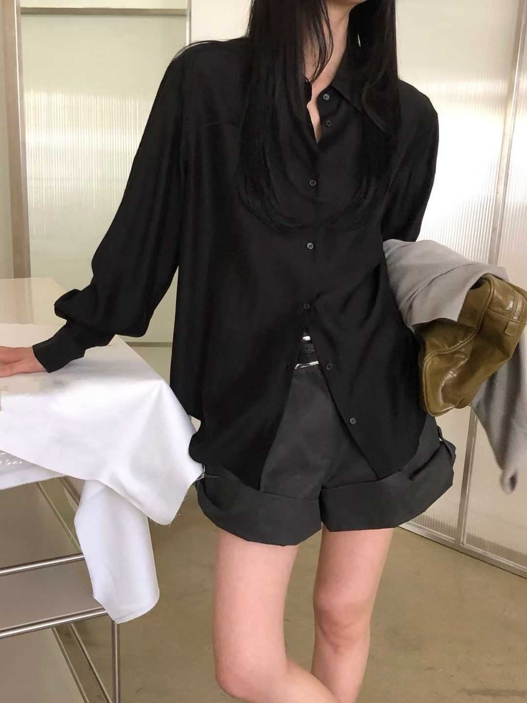 透感絲光素面襯衫