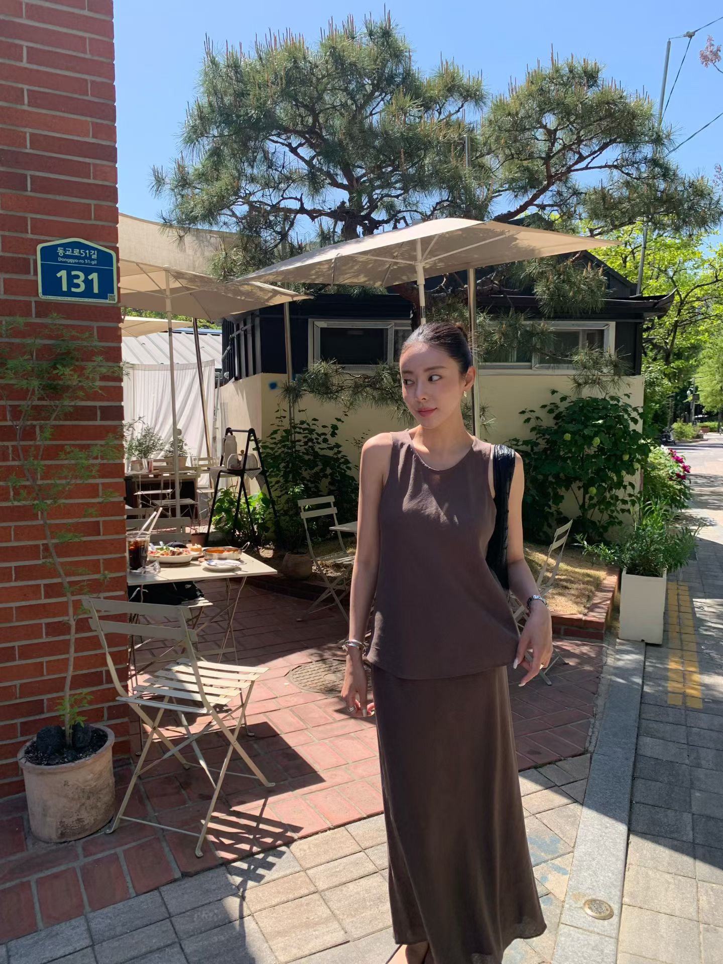 鬆緊腰素面麻料長裙